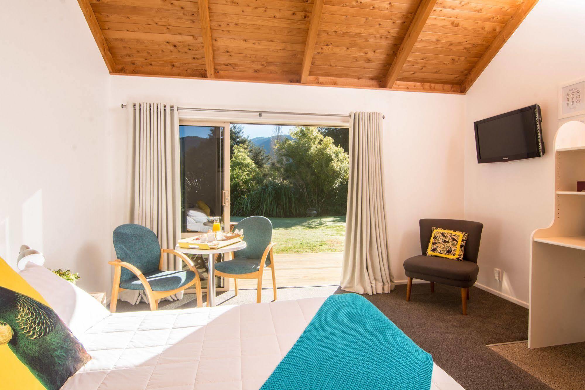 Abel Tasman Lodge Marahau Exterior foto