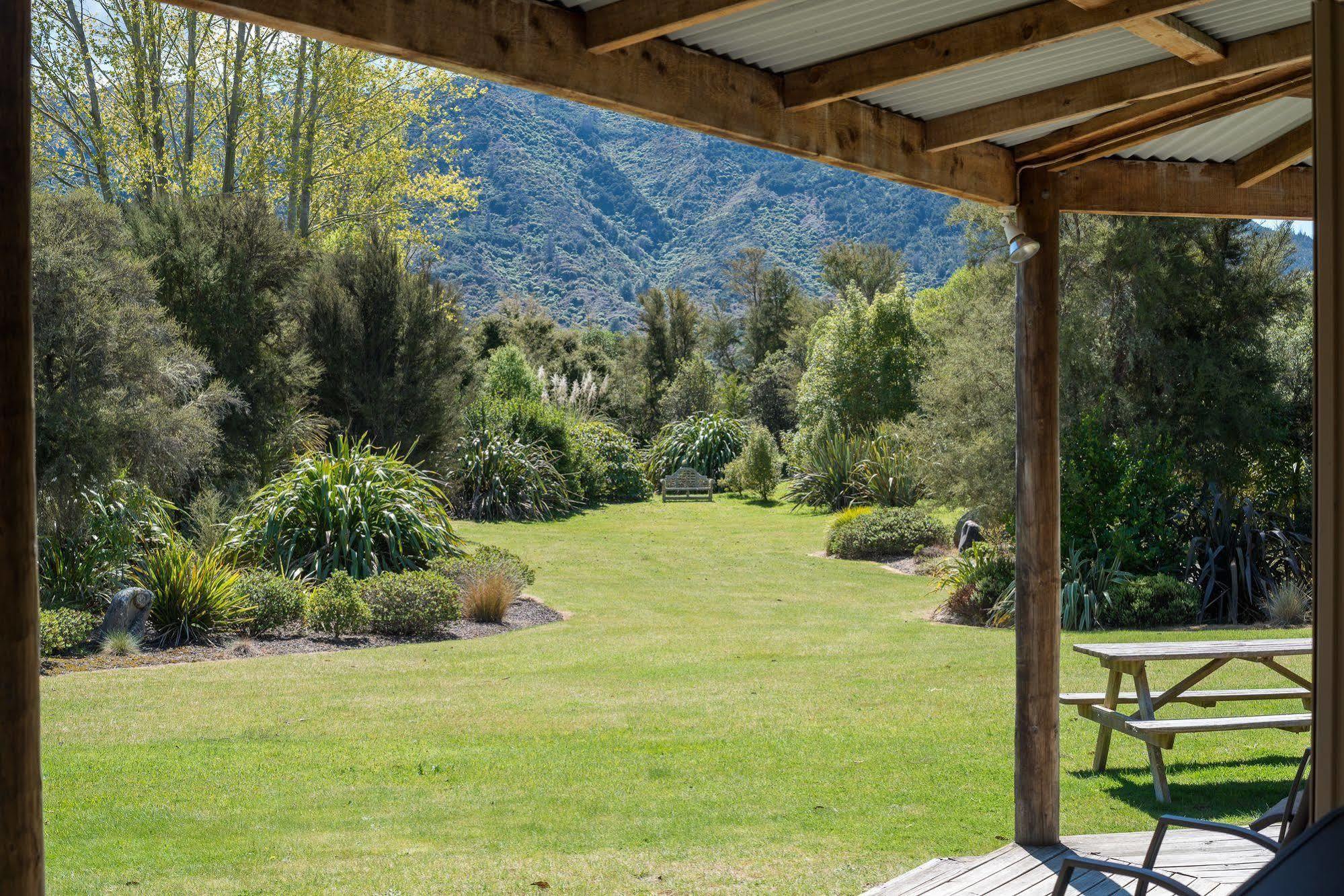 Abel Tasman Lodge Marahau Exterior foto